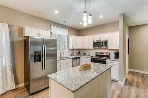 Bright Kingston Springs Home < 22 Mi to Nashville