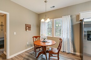 Bright Kingston Springs Home < 22 Mi to Nashville