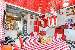 Fifties Diner-style Llano Home w/ Shared Fire Pit