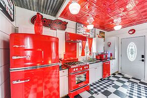 Fifties Diner-style Llano Home w/ Shared Fire Pit