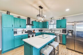 4 Mi to Whitney Lake: Home on 30 Acres!