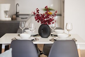 Unique Apartment by Renters