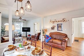 Bright Lawrence Vacation Rental ~ 1 Mi to KU!