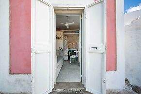 3723 Trullo Bello Sguardo by Barbarhouse