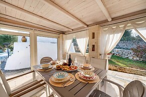 3723 Trullo Bello Sguardo by Barbarhouse