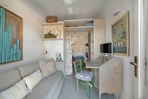 3723 Trullo Bello Sguardo by Barbarhouse