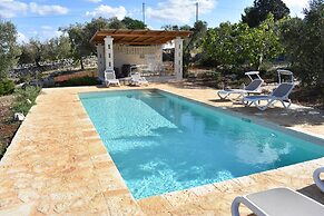 3723 Trullo Bello Sguardo by Barbarhouse