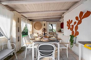 3723 Trullo Bello Sguardo by Barbarhouse