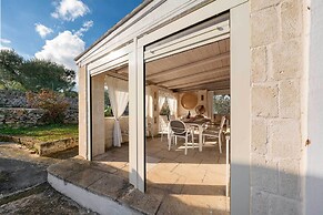 3723 Trullo Bello Sguardo by Barbarhouse