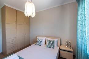 Casa Vardani Modern Central Apartment