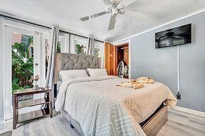 Family Home Heated Pool Victoria Park2BR