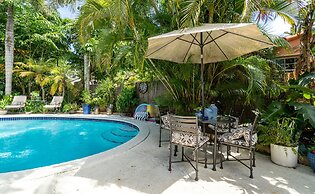 Family Home Heated Pool Victoria Park2BR