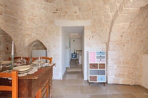 3746 Trullo Mandorlo by Barbarhouse