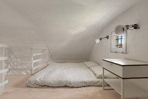 3746 Trullo Mandorlo by Barbarhouse