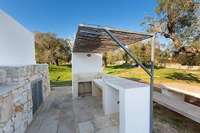 3746 Trullo Mandorlo by Barbarhouse