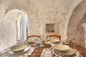 3746 Trullo Mandorlo by Barbarhouse