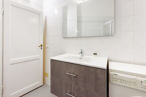 Fabbroni 3 bedrooms by Mmega