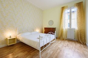 Fabbroni 3 bedrooms by Mmega