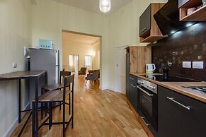 Fabbroni 3 bedrooms by Mmega