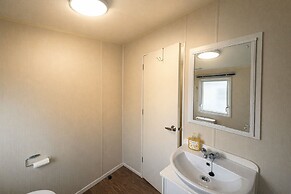Prime Lakeside Caravan at Haven Golden Sands