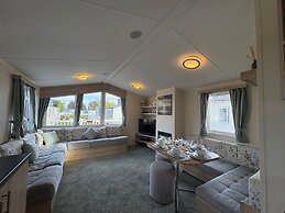 Prime Lakeside Caravan at Haven Golden Sands