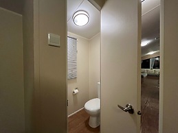 Premium Location - Sleeps 6 - Caravan on The Lakes