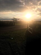 Premium Location - Sleeps 6 - Caravan on The Lakes