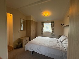 Prime Lakeside Caravan at Haven Golden Sands