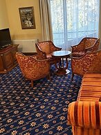 Hotel Golden Palace