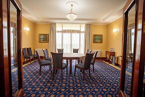 Hotel Golden Palace