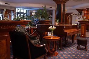 Hotel Golden Palace