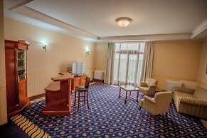 Hotel Golden Palace