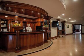 Hotel Golden Palace