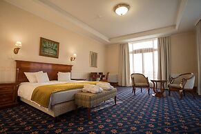 Hotel Golden Palace