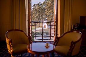 Hotel Golden Palace