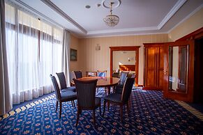 Hotel Golden Palace