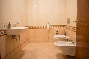 Hotel Golden Palace