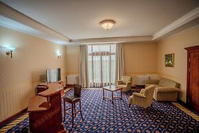 Hotel Golden Palace