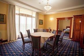 Hotel Golden Palace
