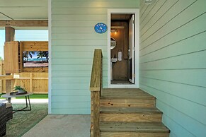 Swinging Easy by Avantstay Private Pool, Firepit, Balcony