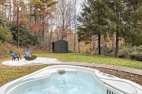 Bears Place by Avantstay Cozy Mountain Cabin in Brevard + Firepit