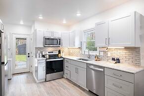 Bears Place by Avantstay Cozy Mountain Cabin in Brevard + Firepit