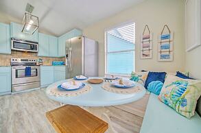 Surfin Dog by Avantstay Coastal Escape w/ Yard!