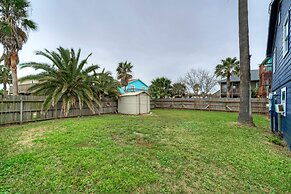 Surfin Dog by Avantstay Coastal Escape w/ Yard!