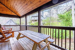 The Wacky Woodpecker by Avantstay Game Room, Private Hot Tub, & Pool A