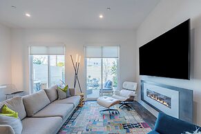 Zanjero by Avantstay Mins From Downtown Palm Springs Private Terrace, 