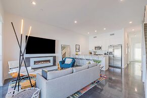 Zanjero by Avantstay Mins From Downtown Palm Springs Private Terrace, 