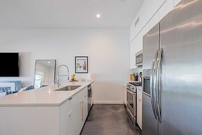 Zanjero by Avantstay Mins From Downtown Palm Springs Private Terrace, 