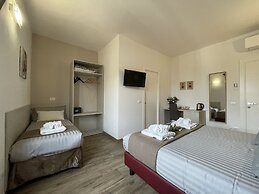 Porta Alla Croce Guest House