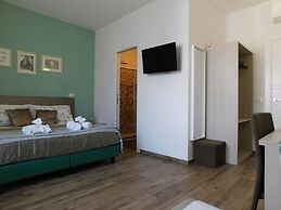 Porta Alla Croce Guest House